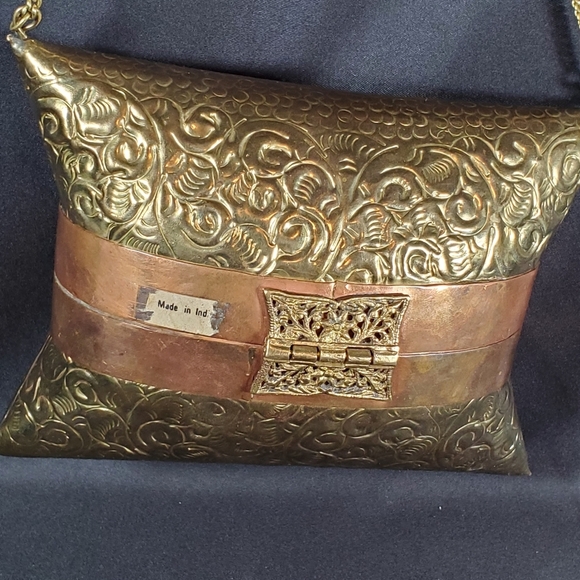 60's Brass and Copper Pillow Purse - Picture 3 of 8